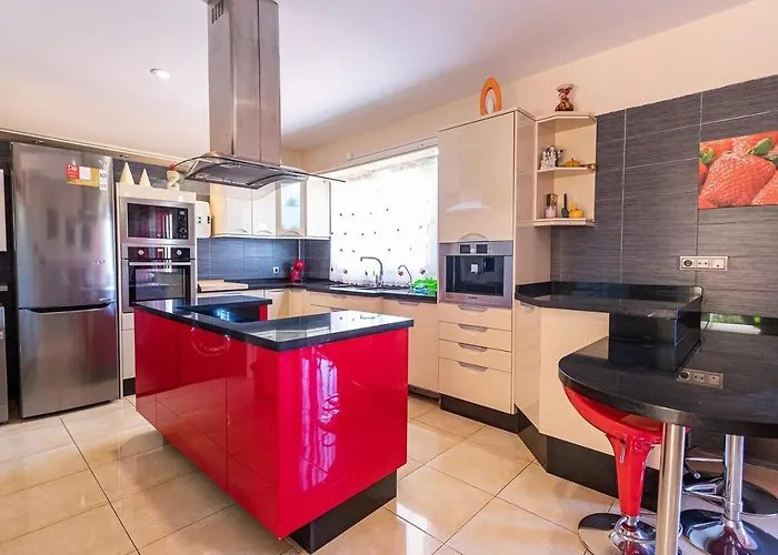 Villa With Private Pool And Magnificent Views