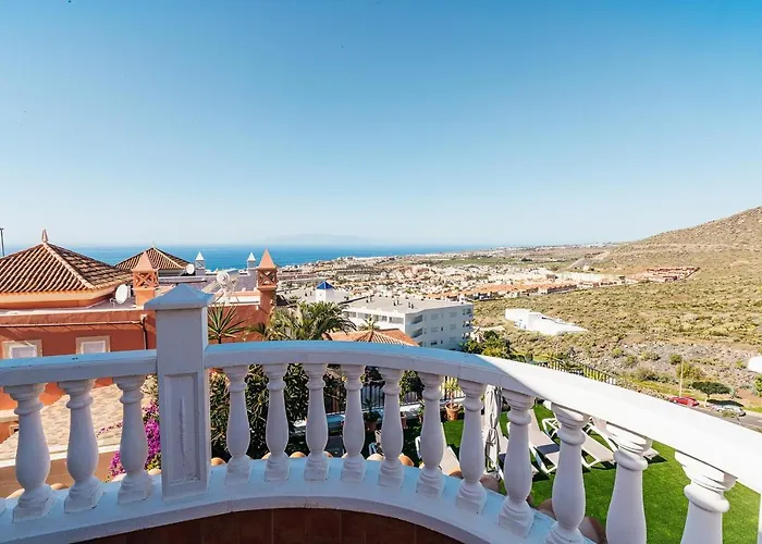 With Private Pool And Magnificent Views * Costa Adeje (Tenerife)