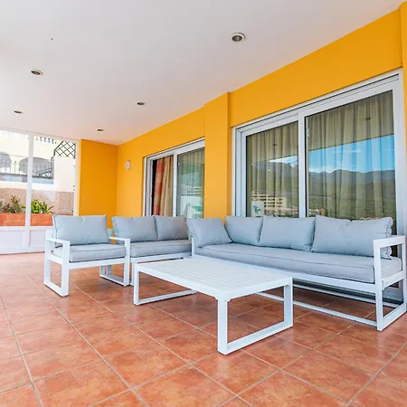 With Private Pool And Magnificent Views Villa Costa Adeje (Tenerife)