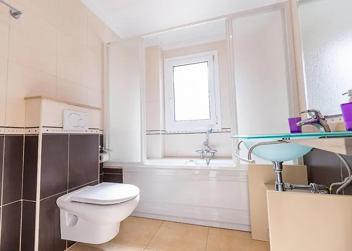 With Private Pool And Magnificent Views * アデヘ