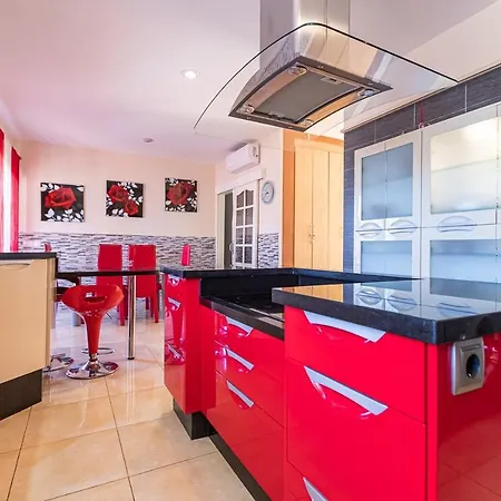 With Private Pool&magnificent Views *